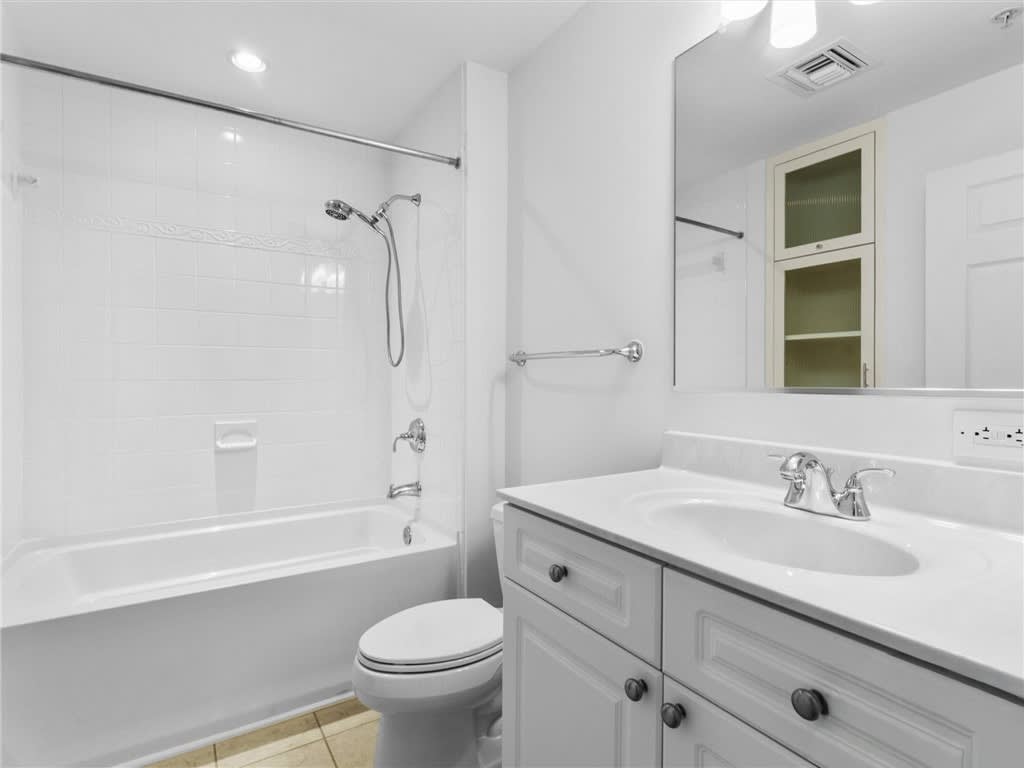 Sky Line Residences – photo 3