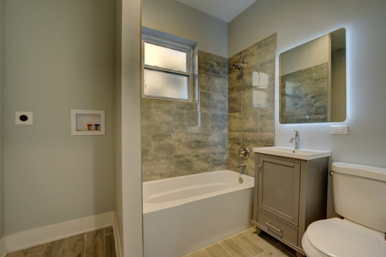 7331 S Dante Avenue – photo 4