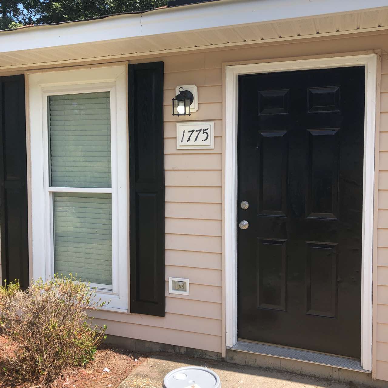 Michelle Court 1775 – photo 2