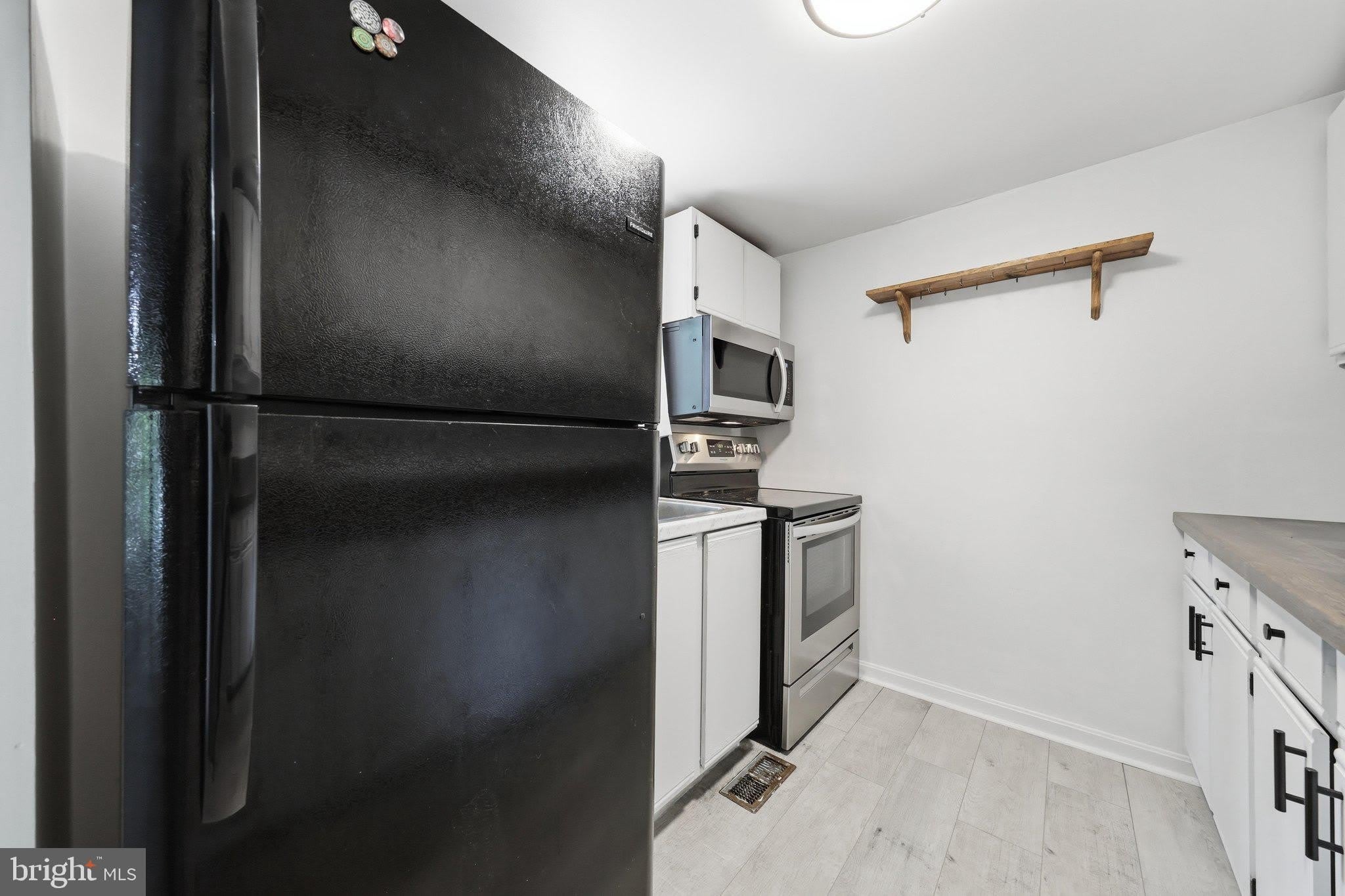 371 OAK HILL Road – photo 4