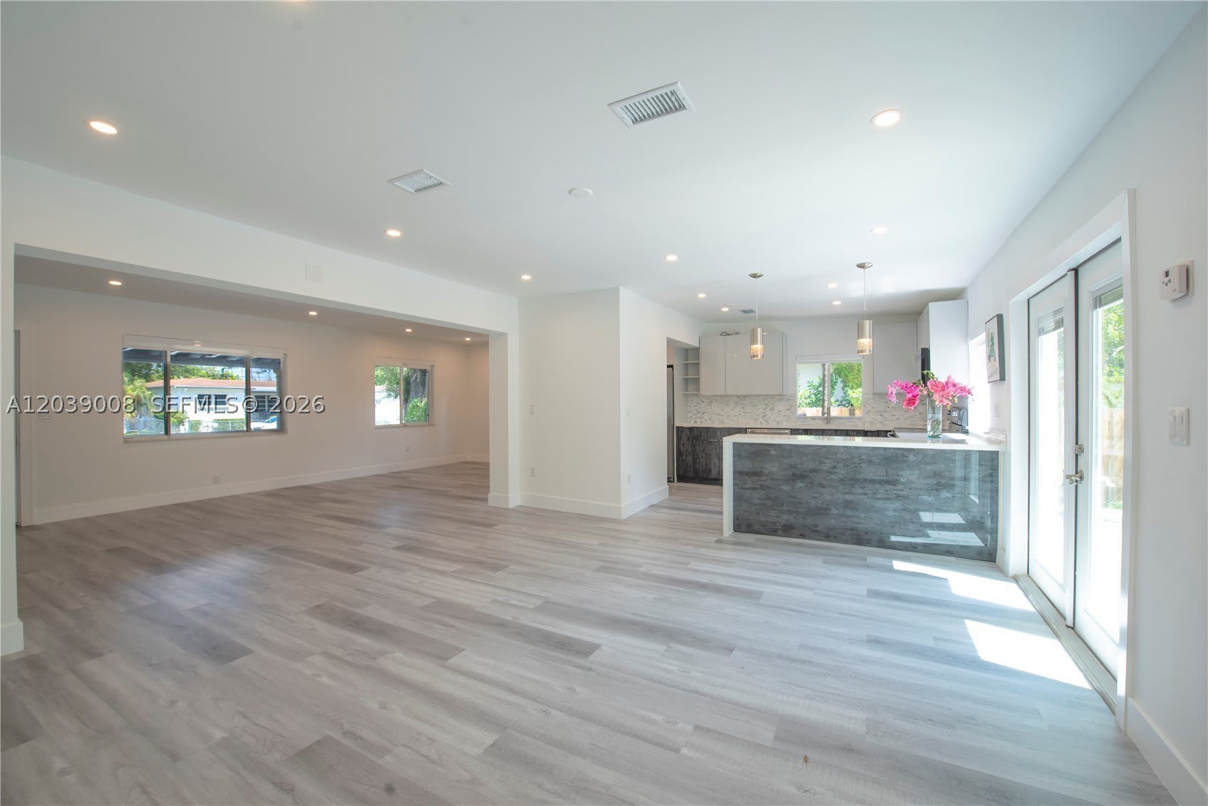 2721 SW 29th Ct – photo 5