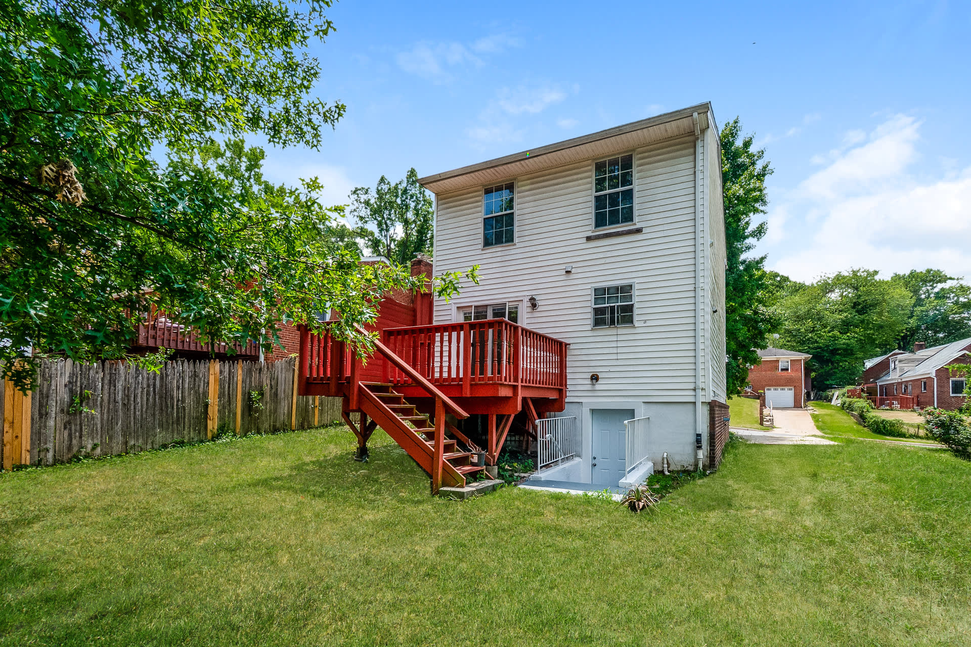 5704 Monroe St – photo 2
