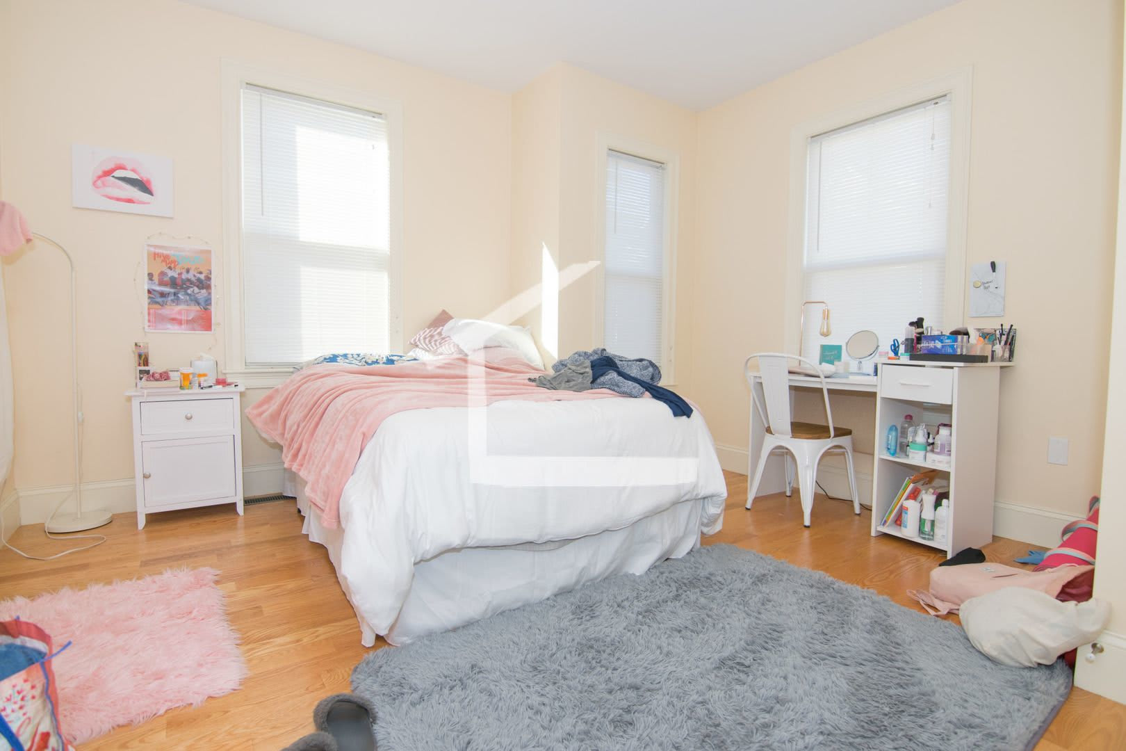 Nice 4 Bed Near Bu – photo 3