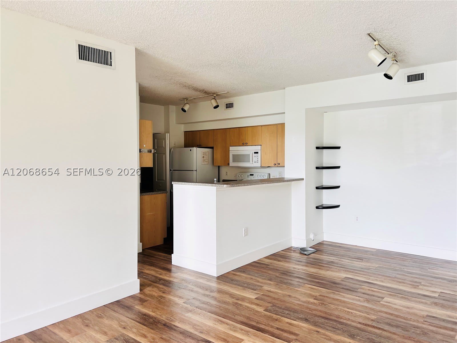 2401 W Preserve Way – photo 4