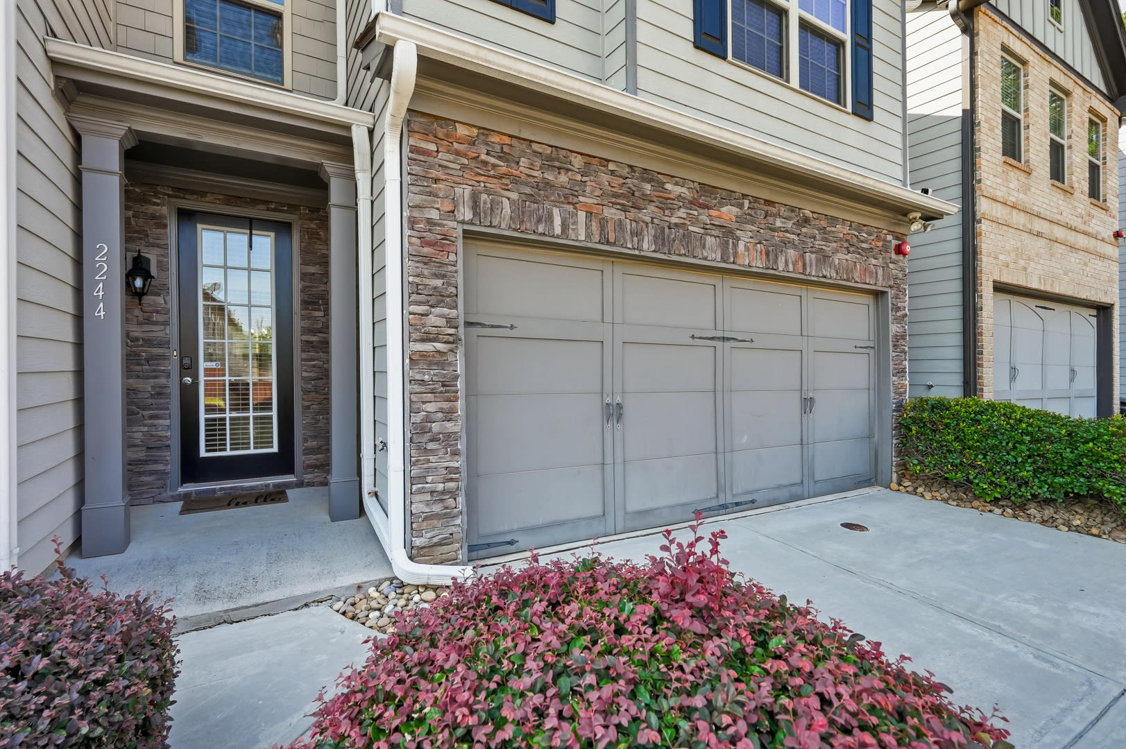 2244 Spicy Pine Ln – photo 2
