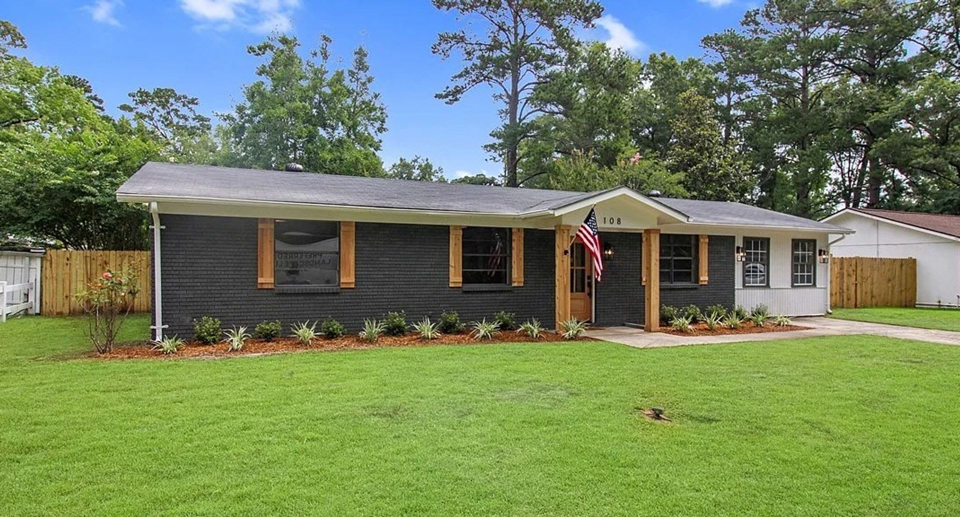 108 E Whatley St. – photo 1