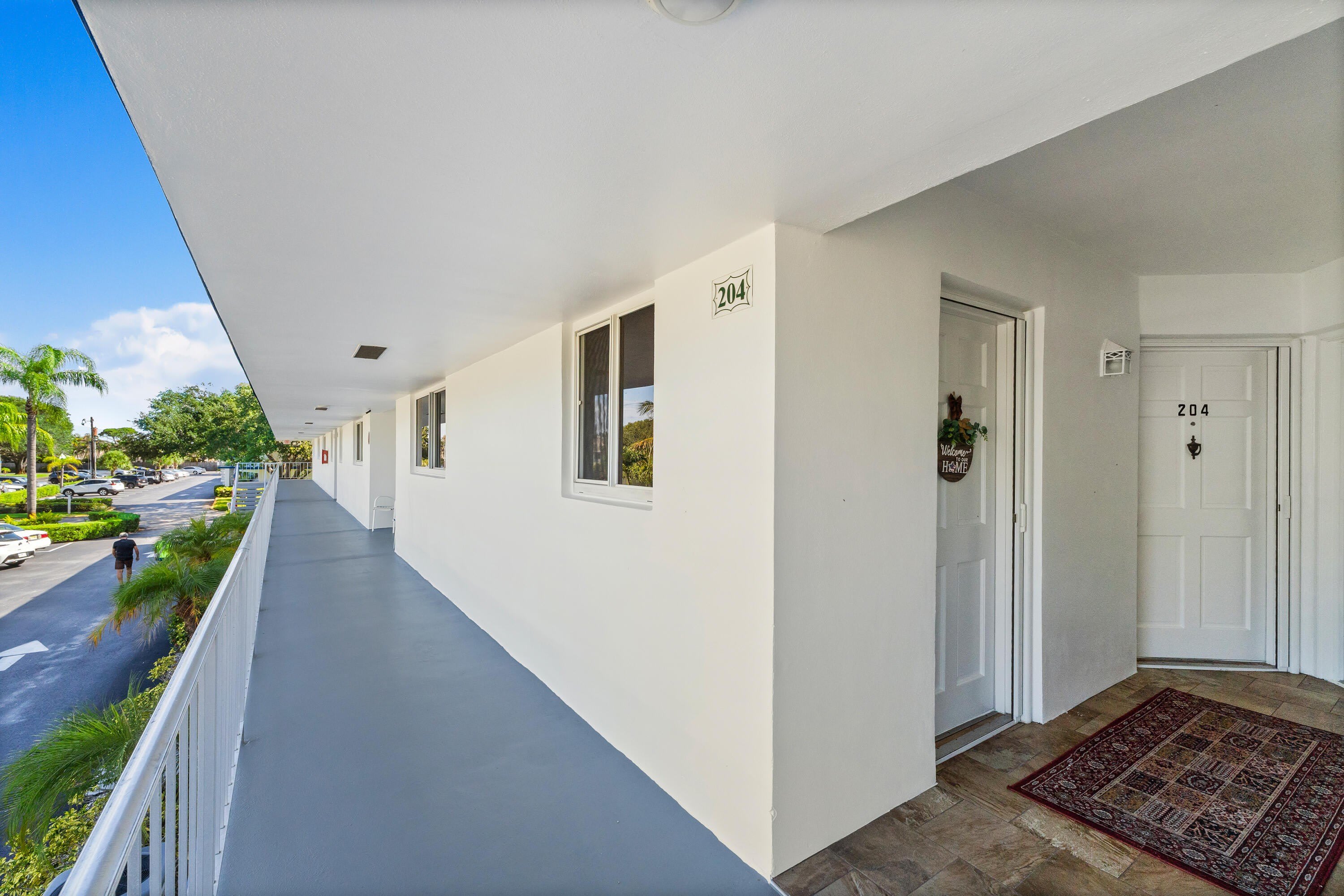 4 Westwood Avenue – photo 2