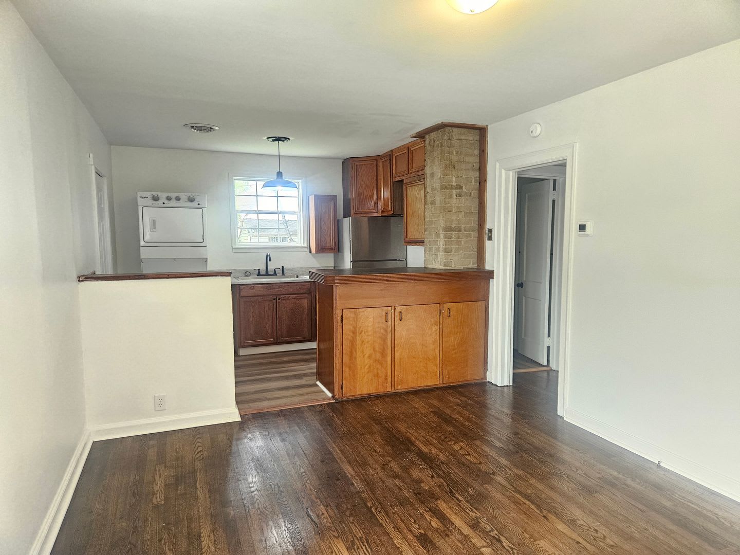 2 Bedroom 1 Bath Home In Radford Available Nov 2026 – photo 4