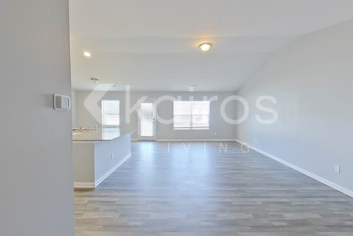 1240 Amberlight Circle – photo 4