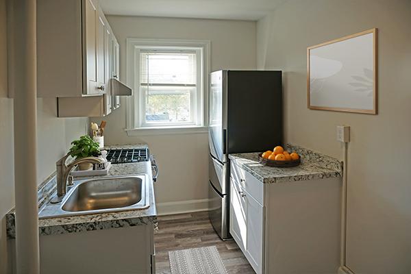 95 Adams St. – photo 5
