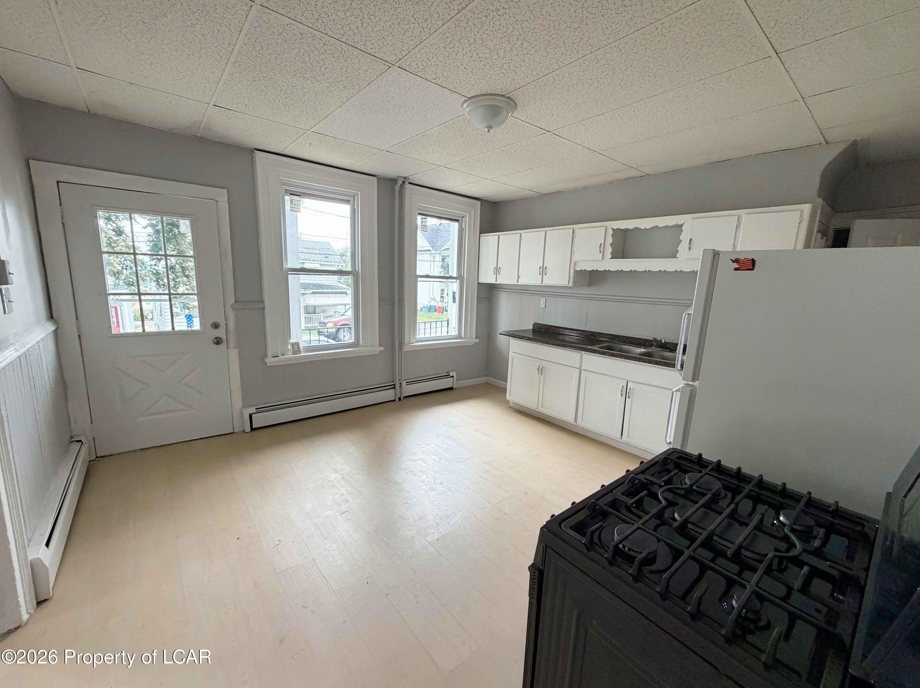 310 Oak Street – photo 3