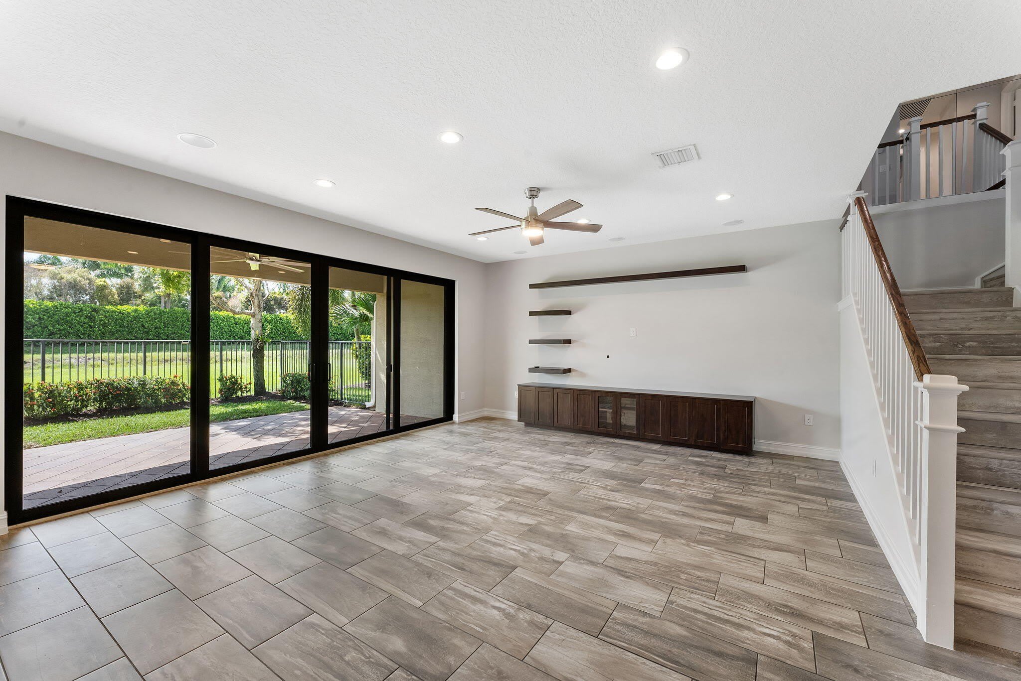14545 Alabaster Avenue – photo 3