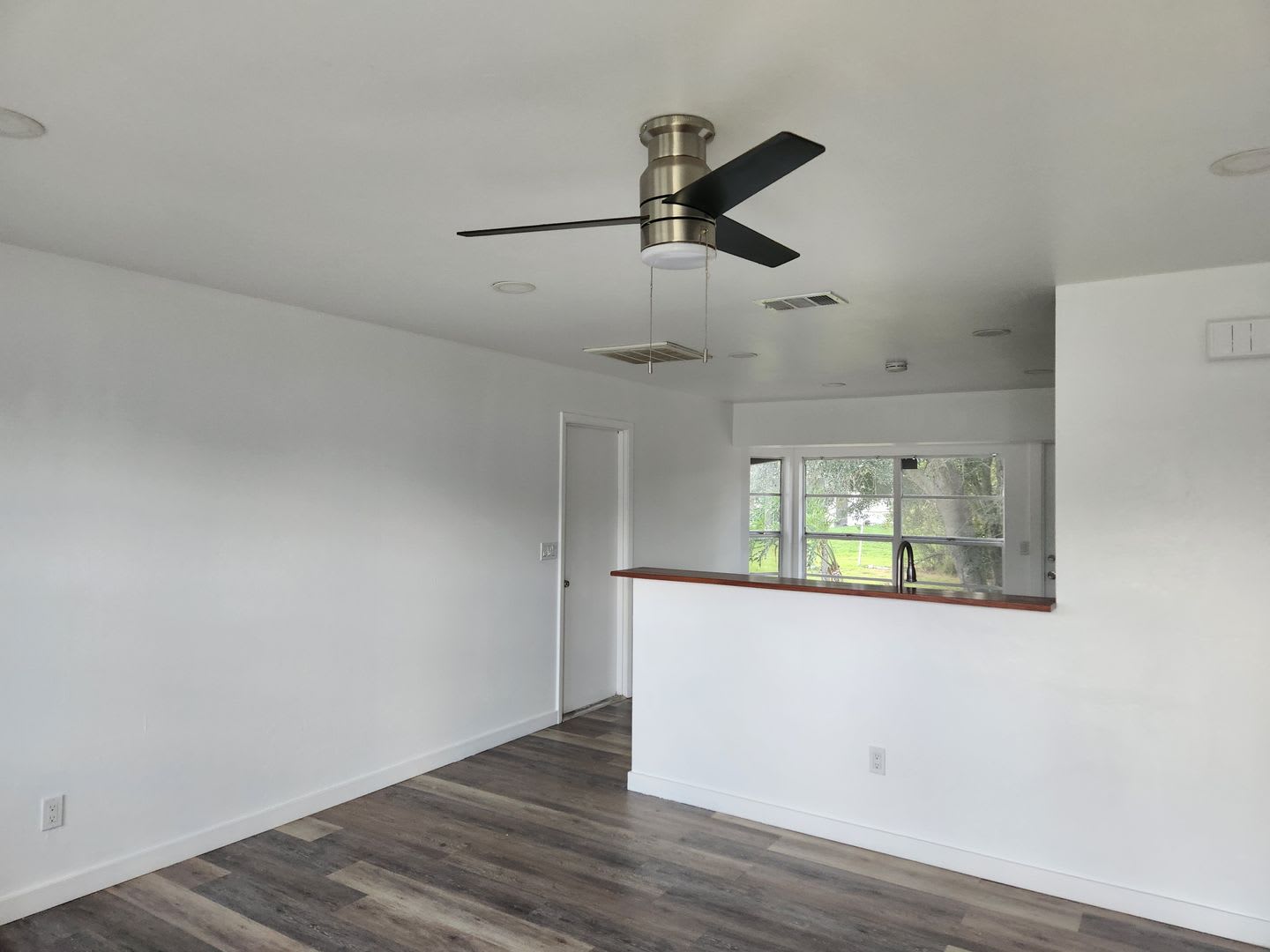 Cozy 2Br 2Ba House In Buckingham Area Recently Reduced – photo 2