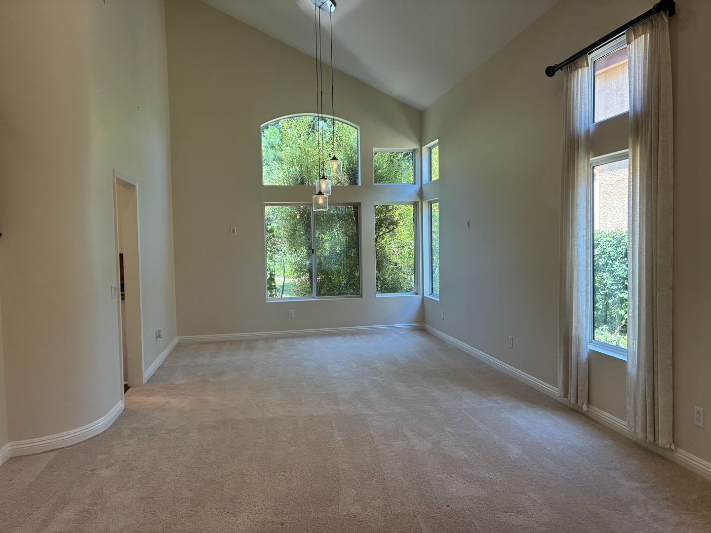 Backyard Bliss in Simi Valley – photo 2