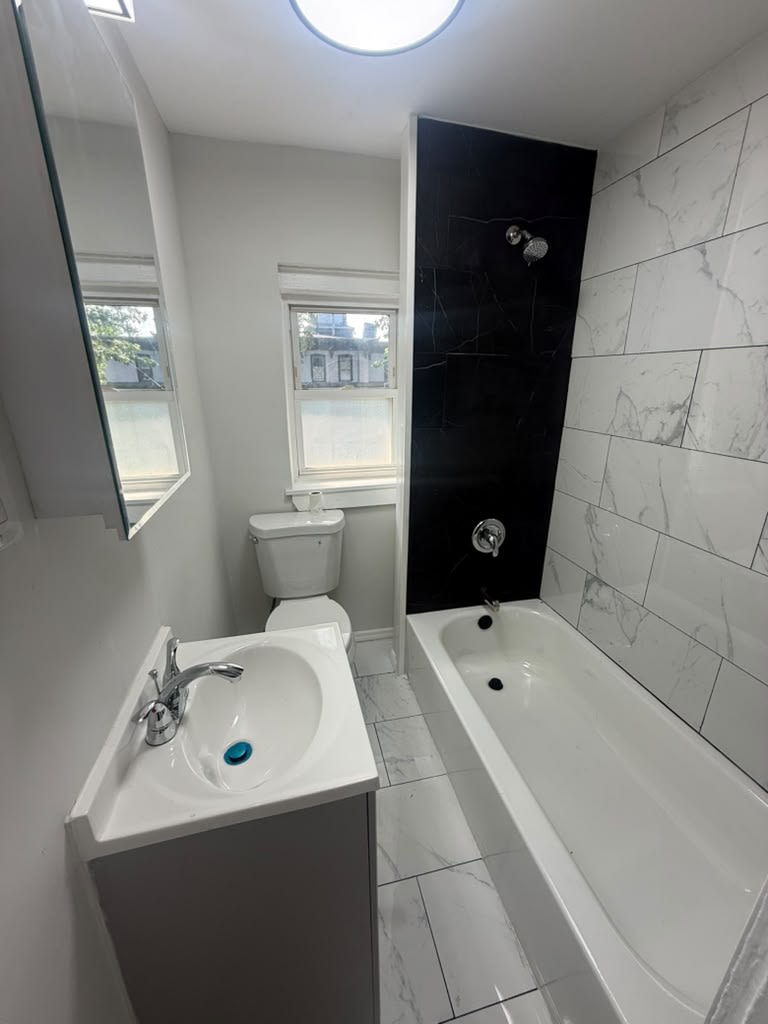 810 2nd Pl – photo 3