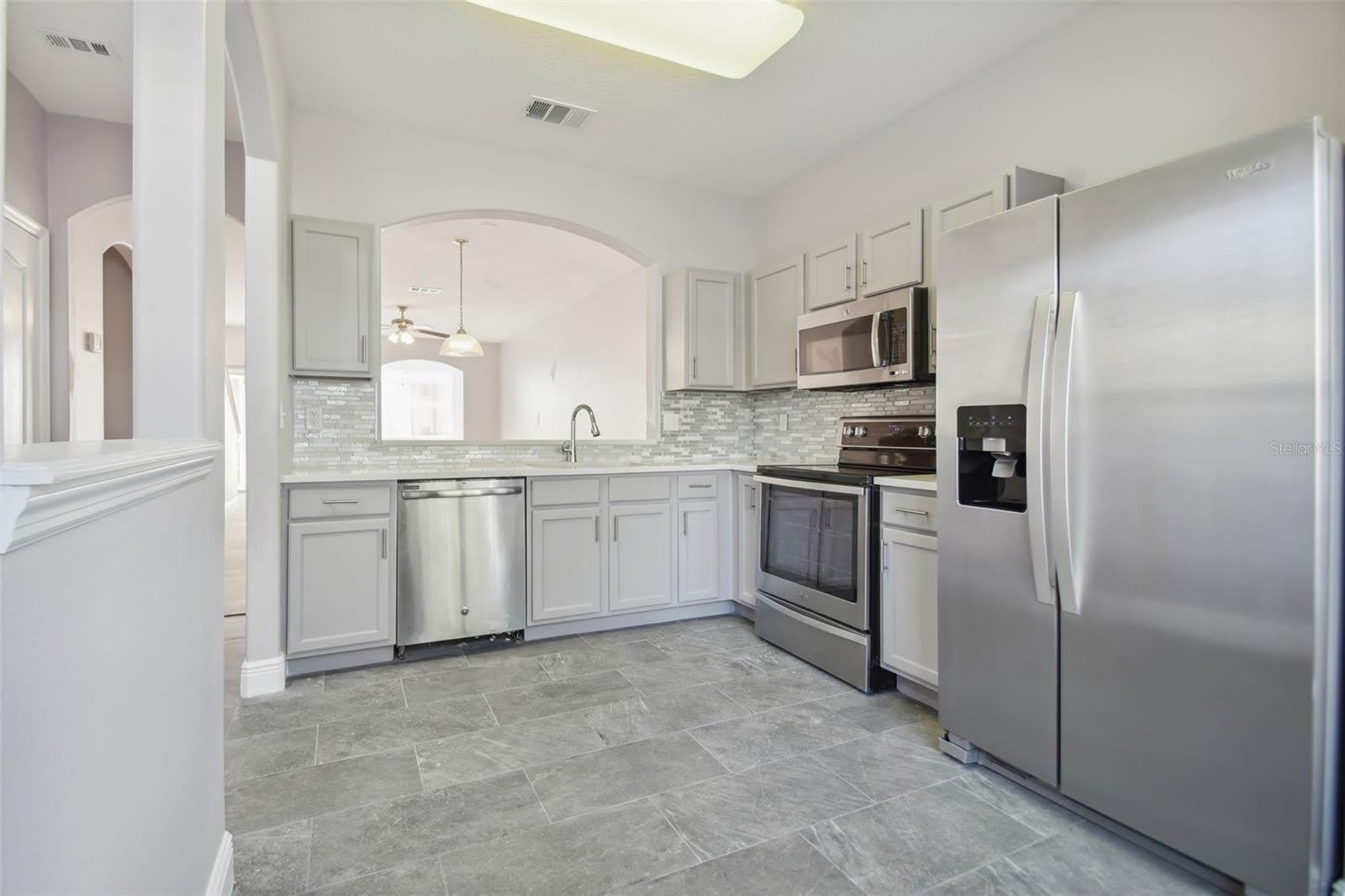 3430 HIGH HAMPTON Circle – photo 5