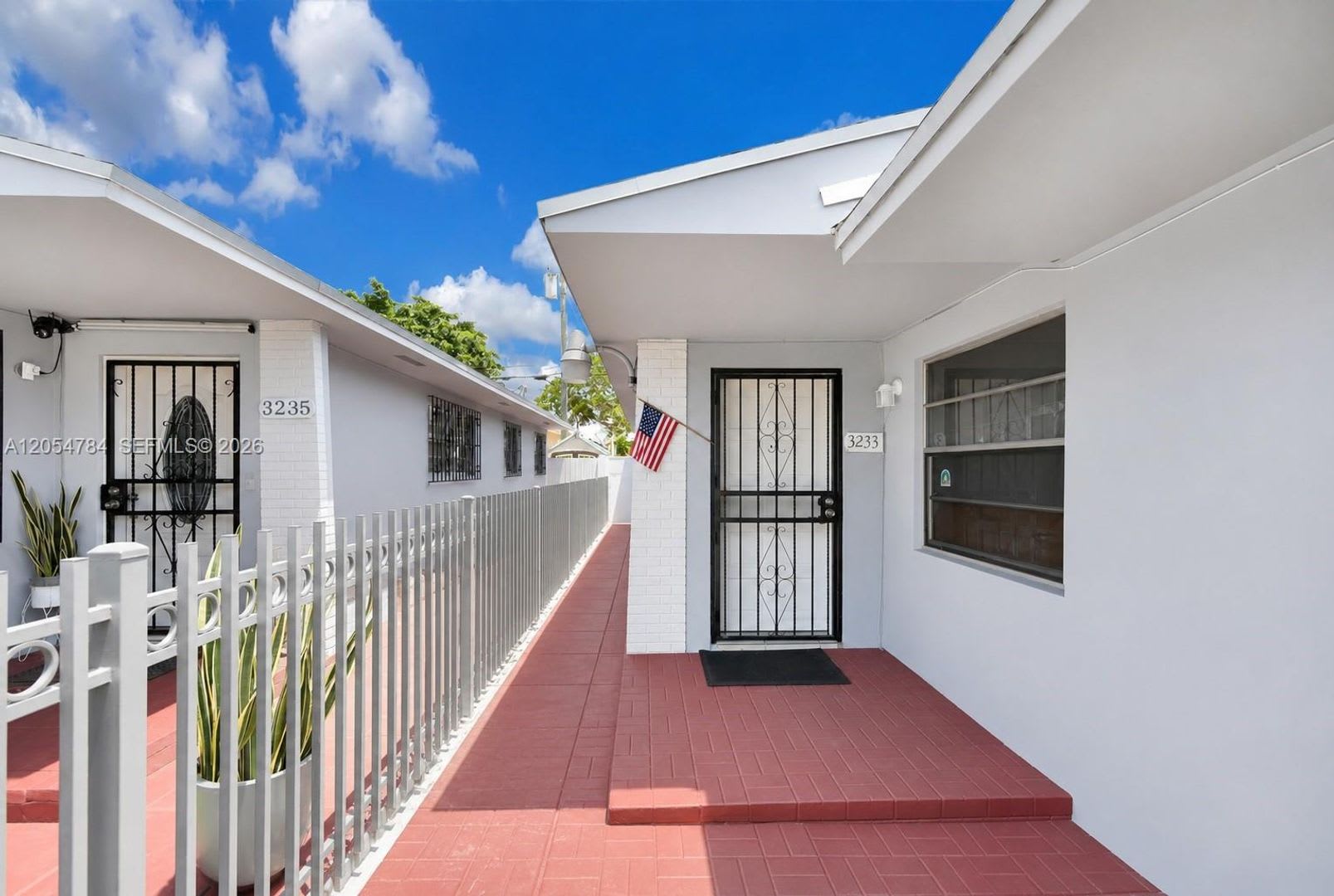 3231 SW 25th Street 2, Miami, FL 33133 – photo 5