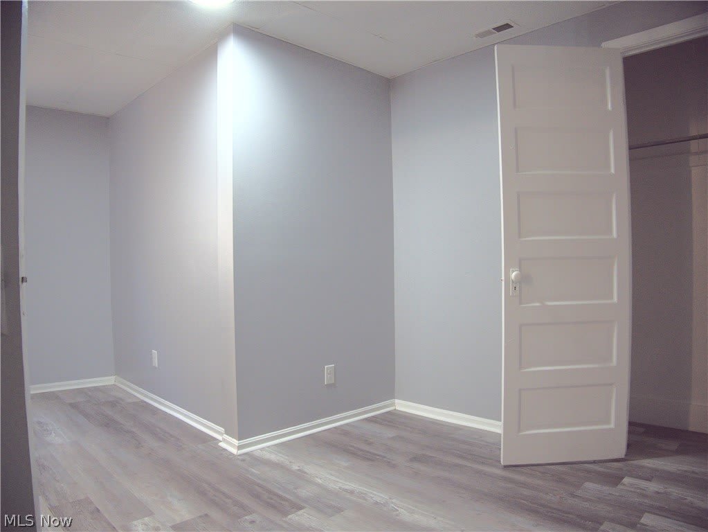 687 Broadway Avenue – photo 5