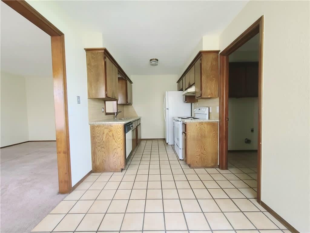 163 Barrett Place – photo 3