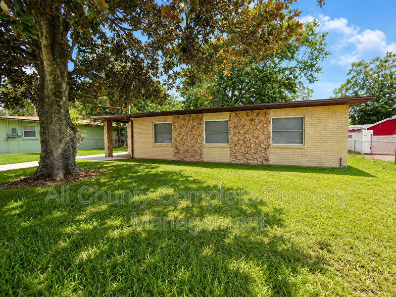 10415 Briarcliff Rd E – photo 2