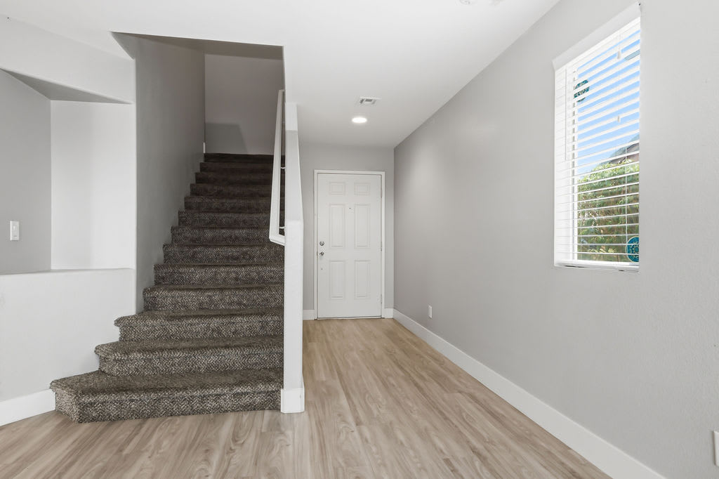 8910 West Marble Light Avenue – photo 5