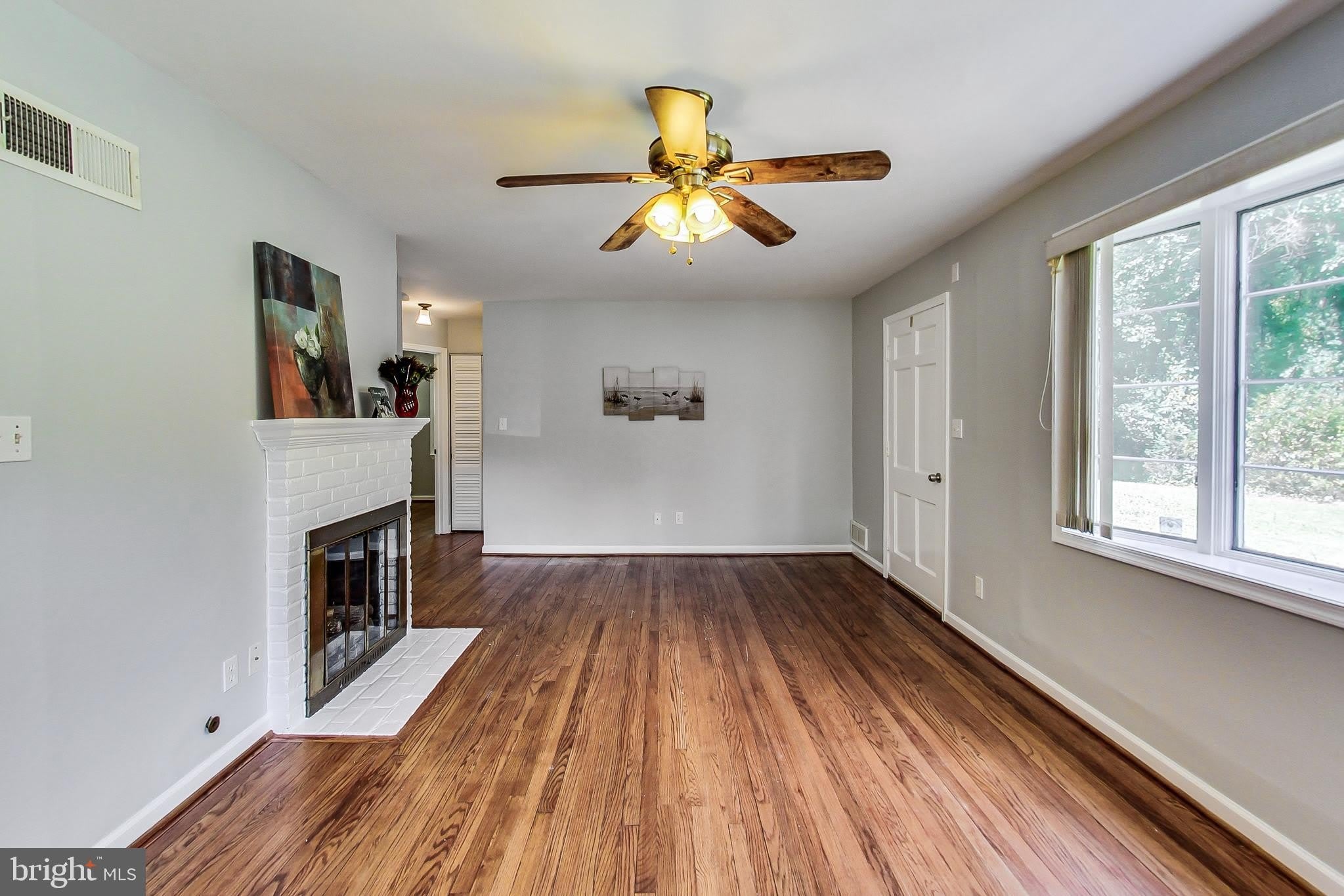 6641 BARRETT Road – photo 5