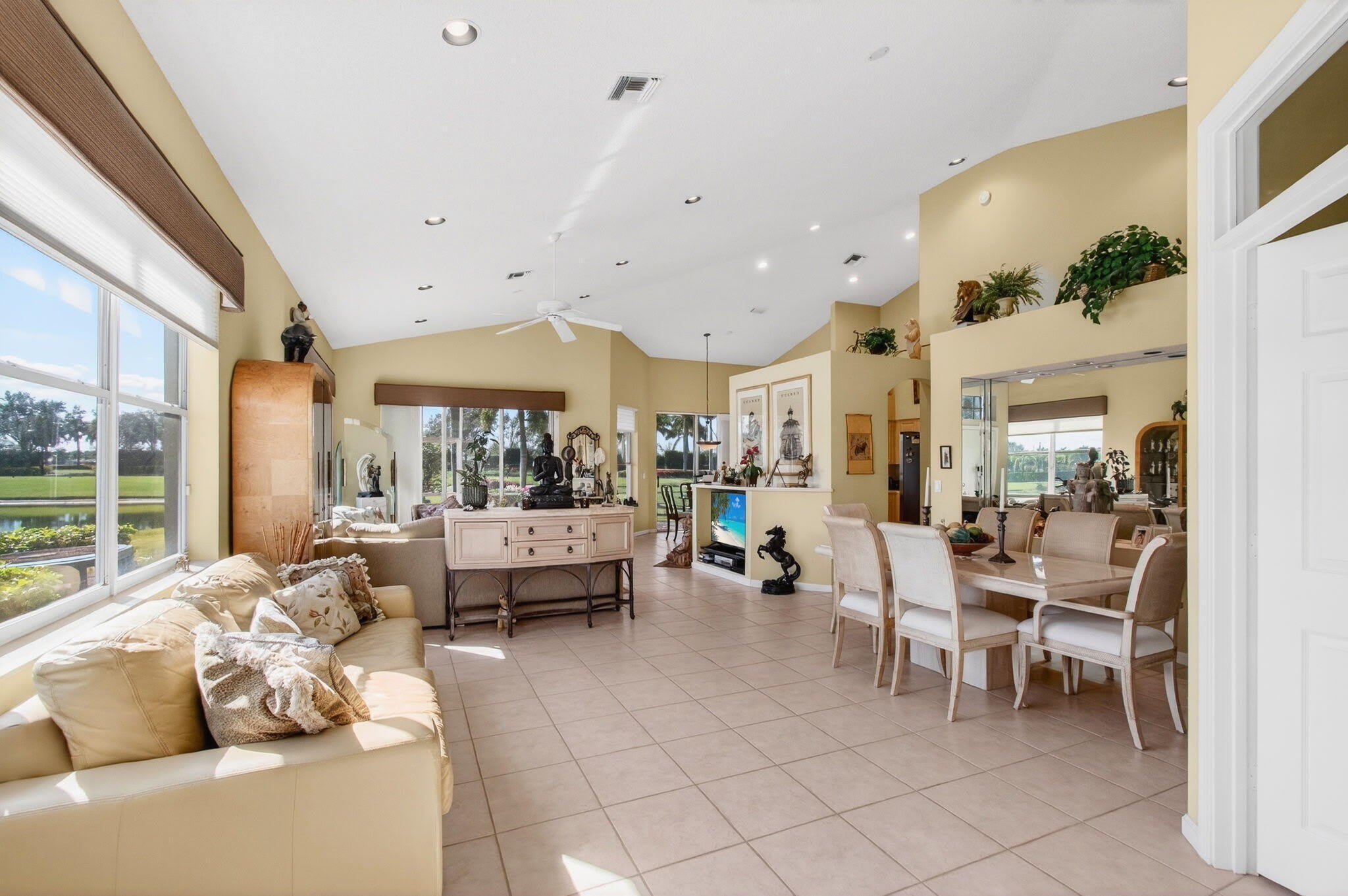 6862 Swansea Lane – photo 3