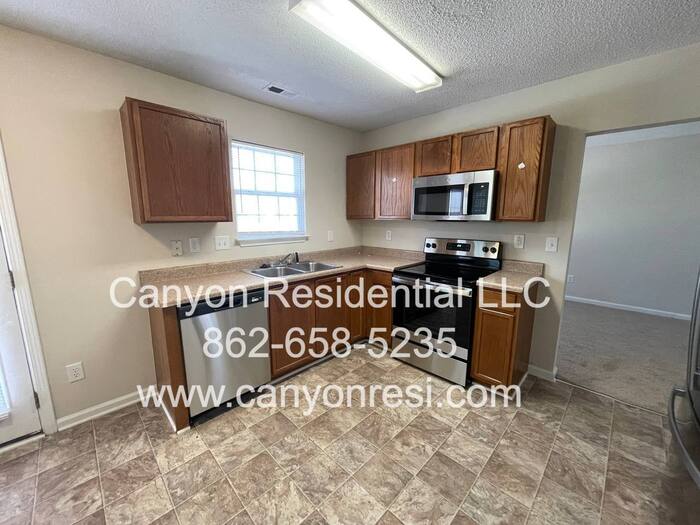 223 Julian Pond Lane – photo 3