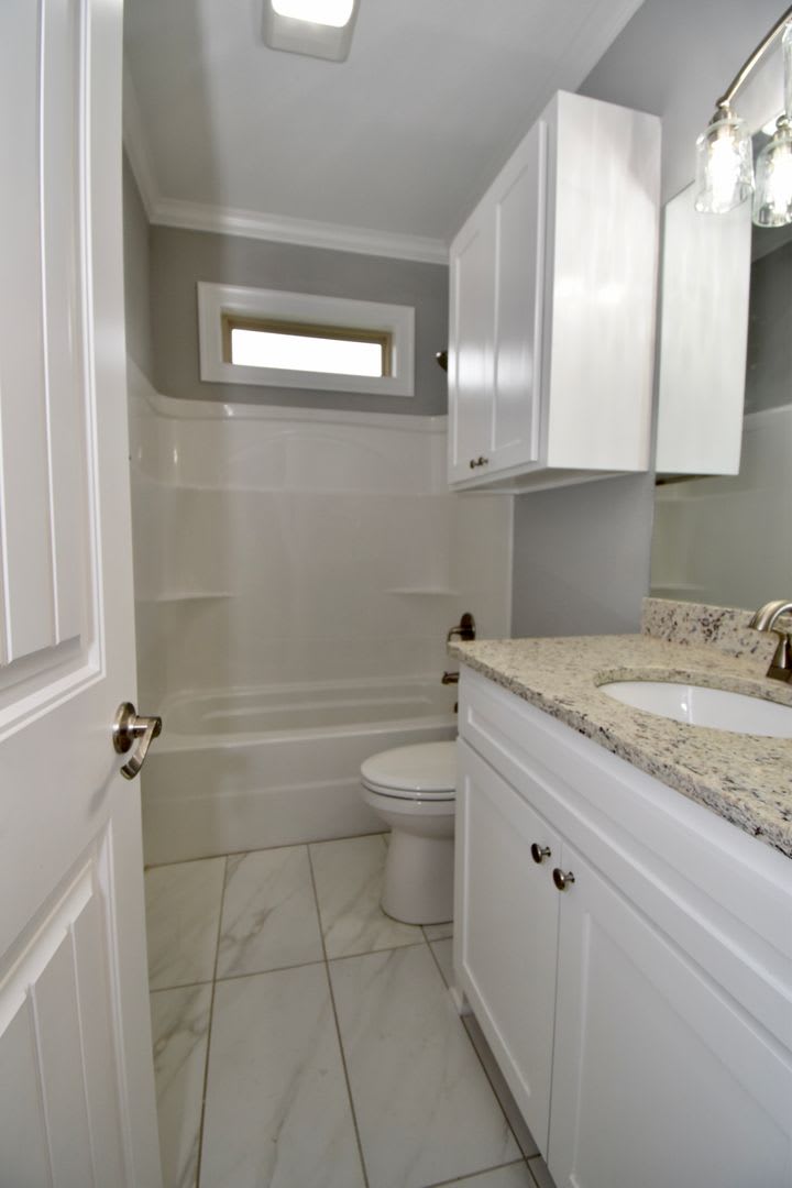 Three Bed Two Bath Home in Choudrant – photo 5