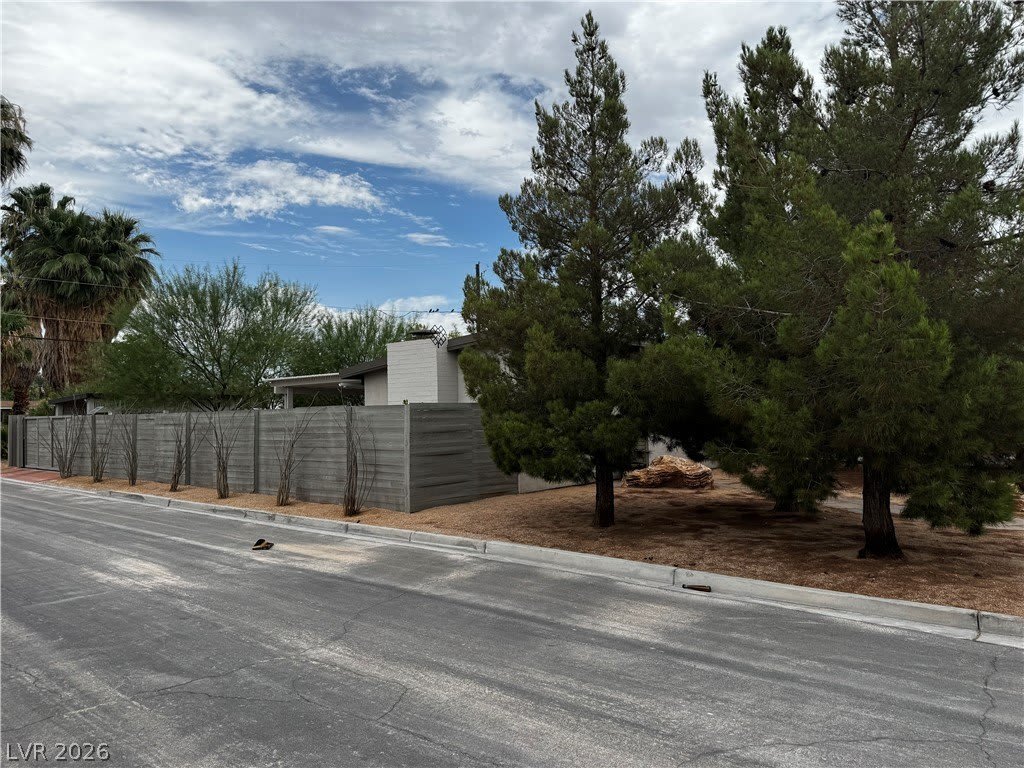 336 Arnold Street – photo 2