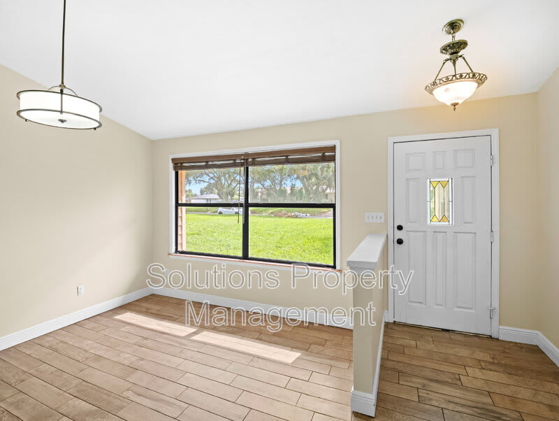 3725 Laurette Rd – photo 4