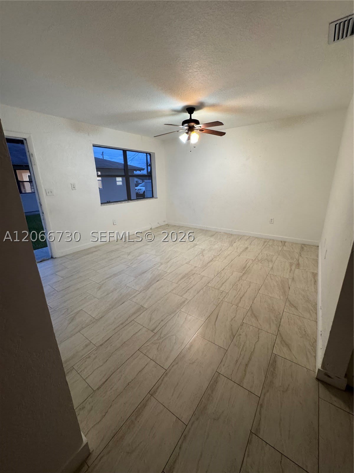 2124-2126 Thomas St – photo 4