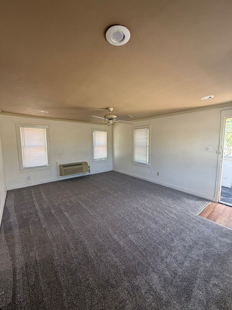 1630 1/2 S. 11th – photo 3