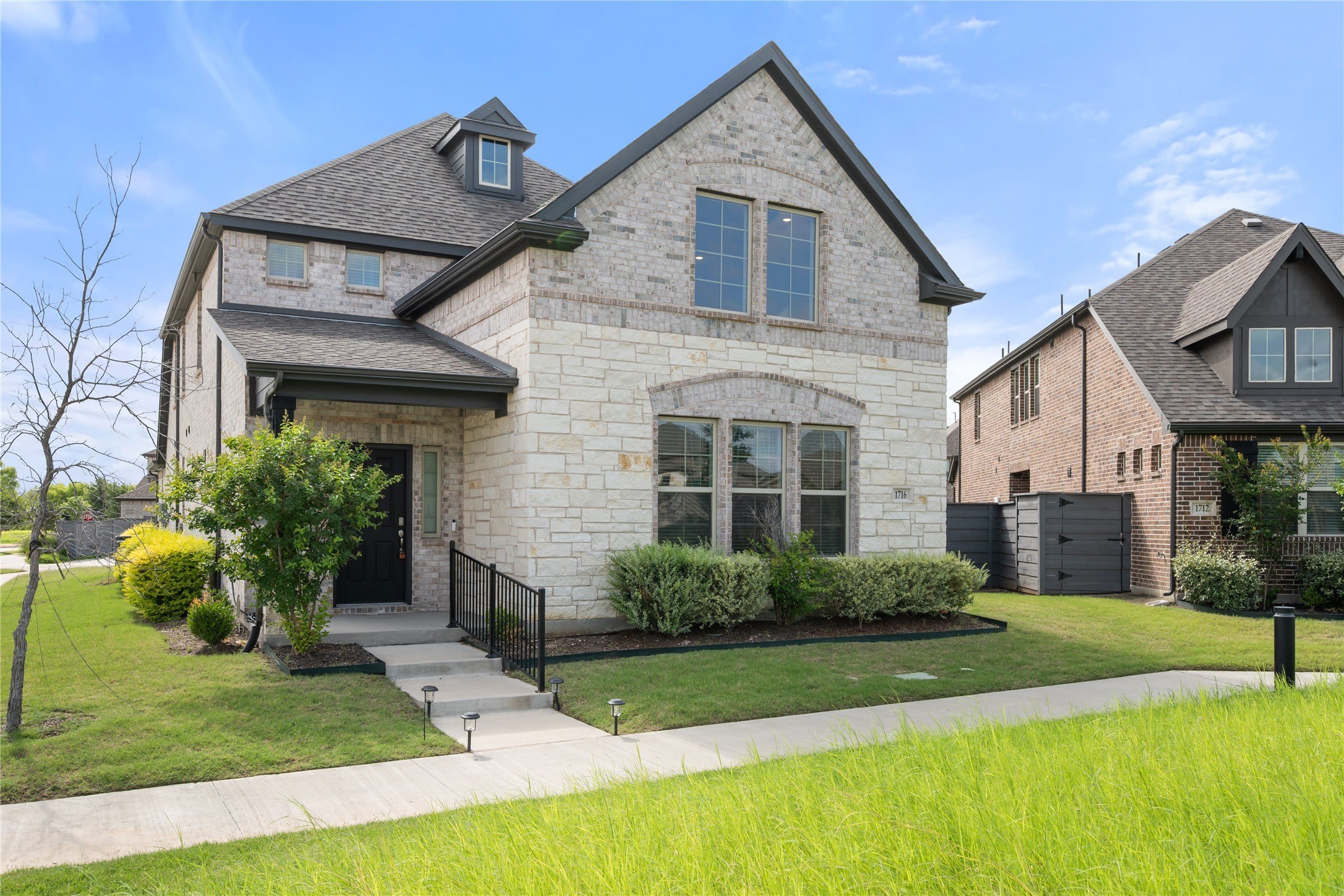 1716 Elise Lane – photo 3