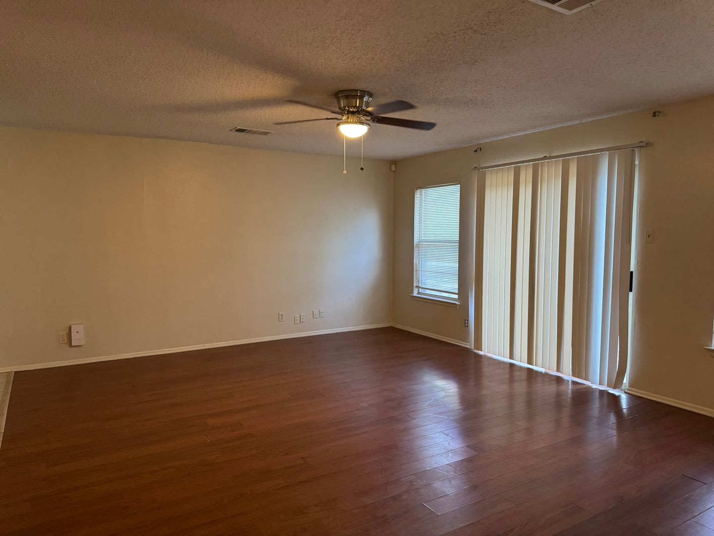Welcome home to 8251 Sunshine Trail! – photo 5