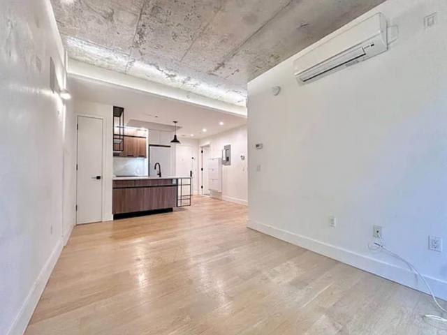 152 manhattan – photo 2