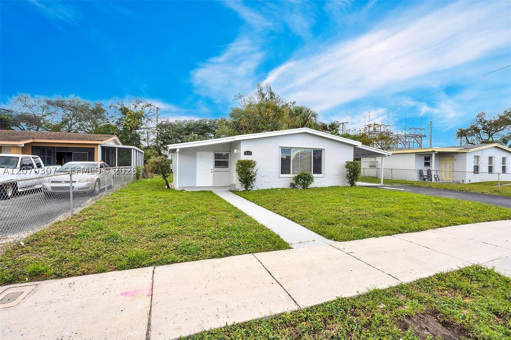 551 NW 30th Ter – photo 4