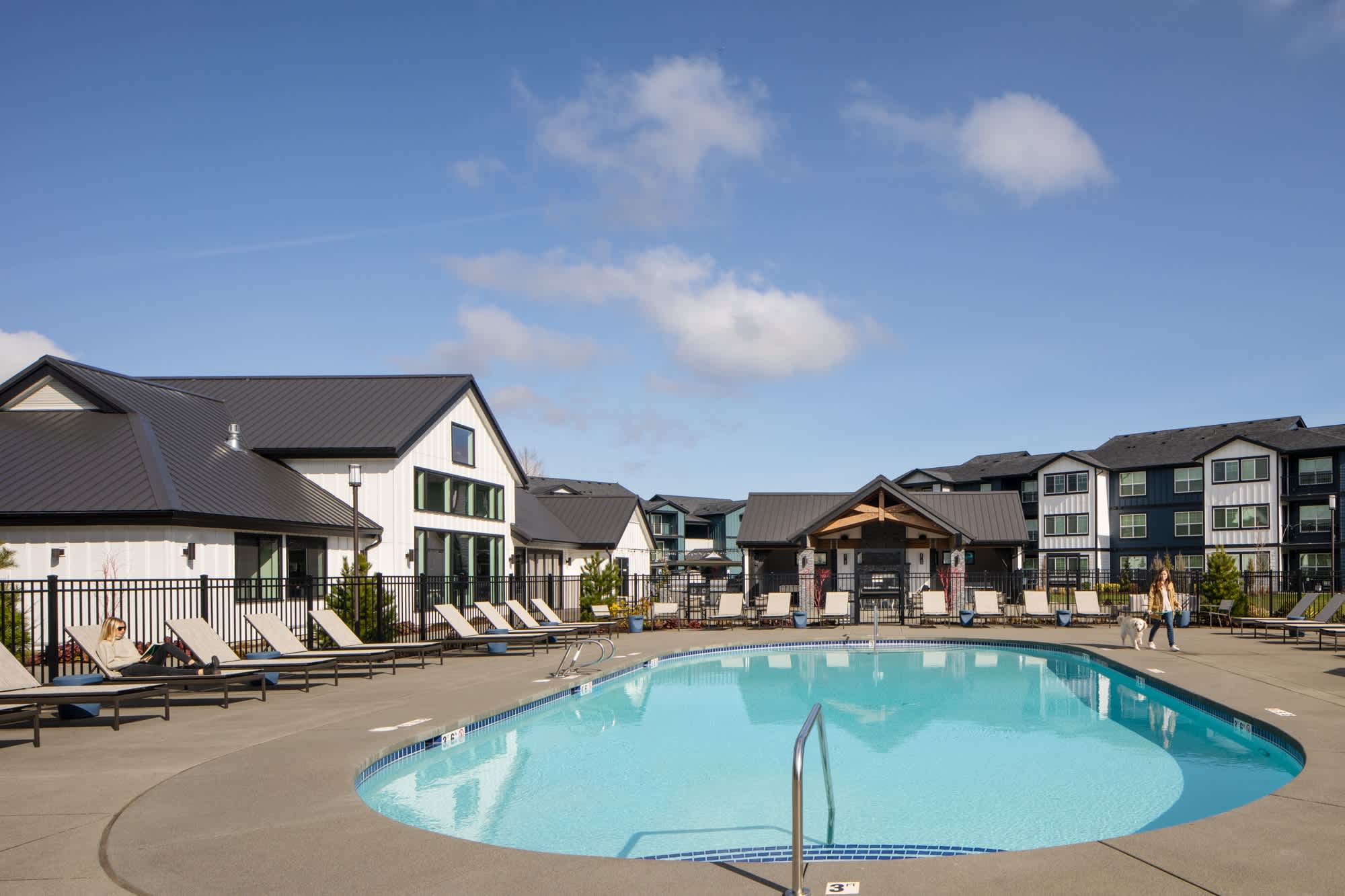 Glacier Run Apartments – photo 2
