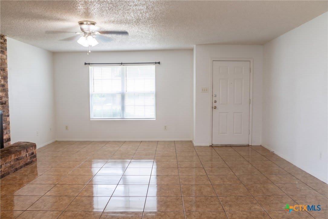 5707 Dan Drive – photo 2