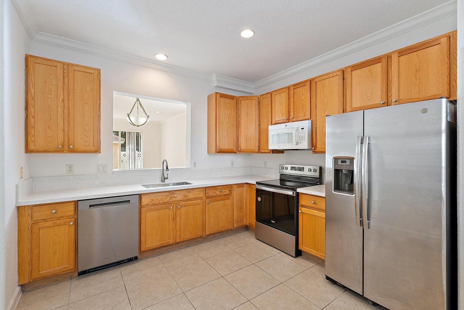 8050 Murano Circle – photo 3