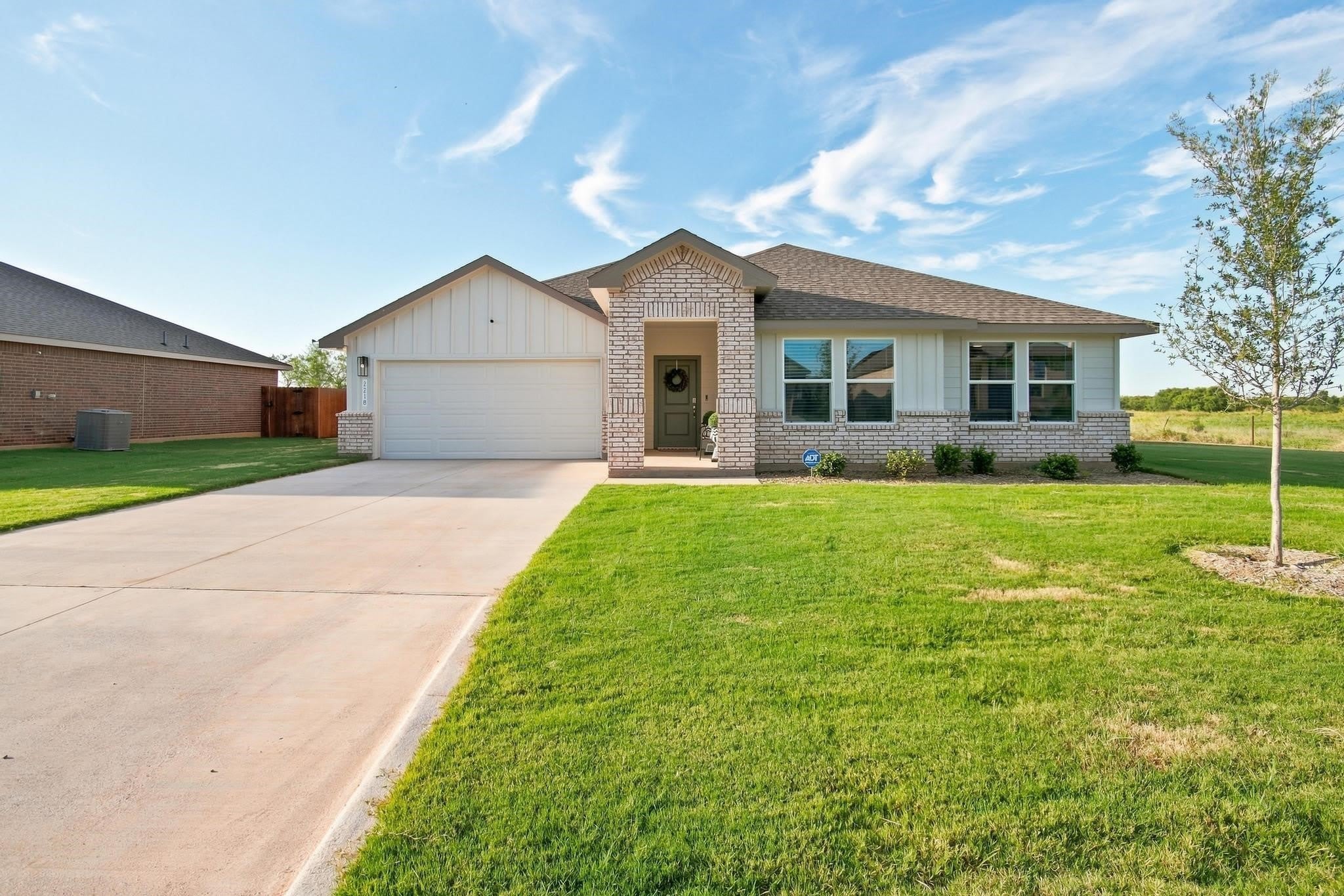 2218 Providence Drive – photo 1