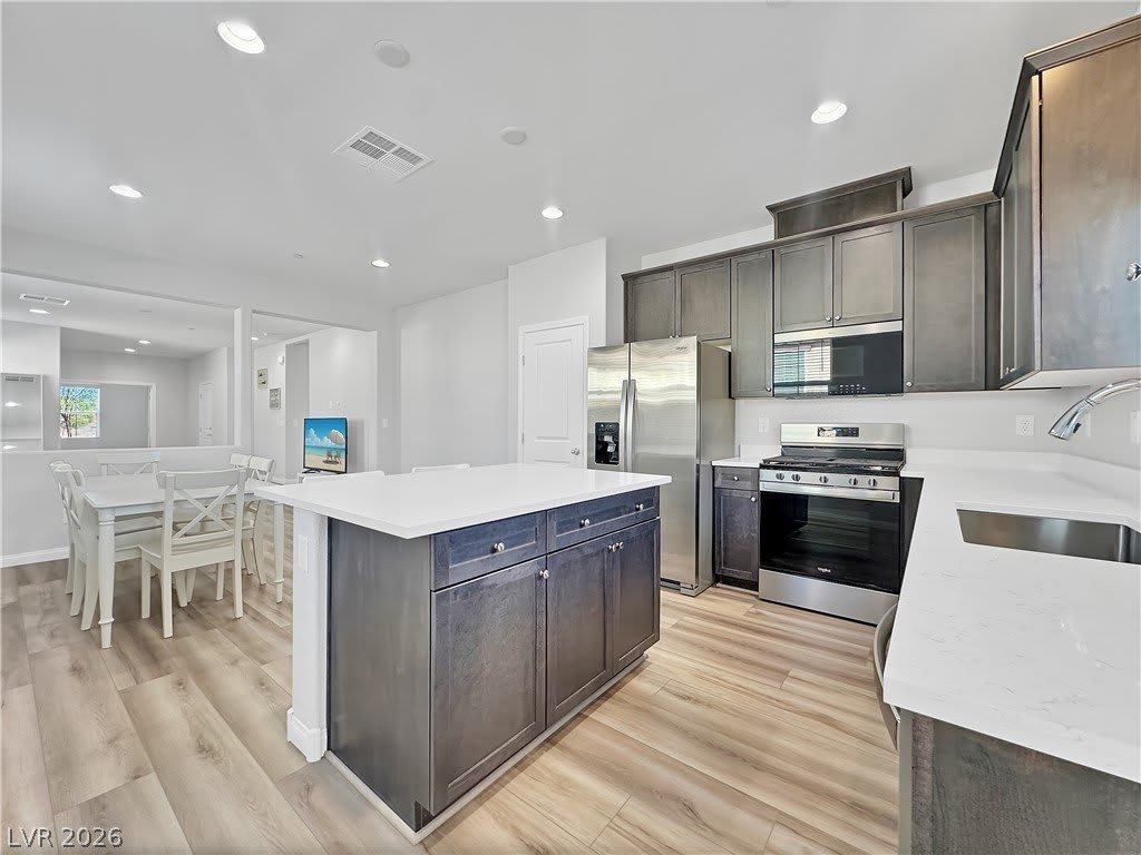 40 Cadence Crest Avenue – photo 4