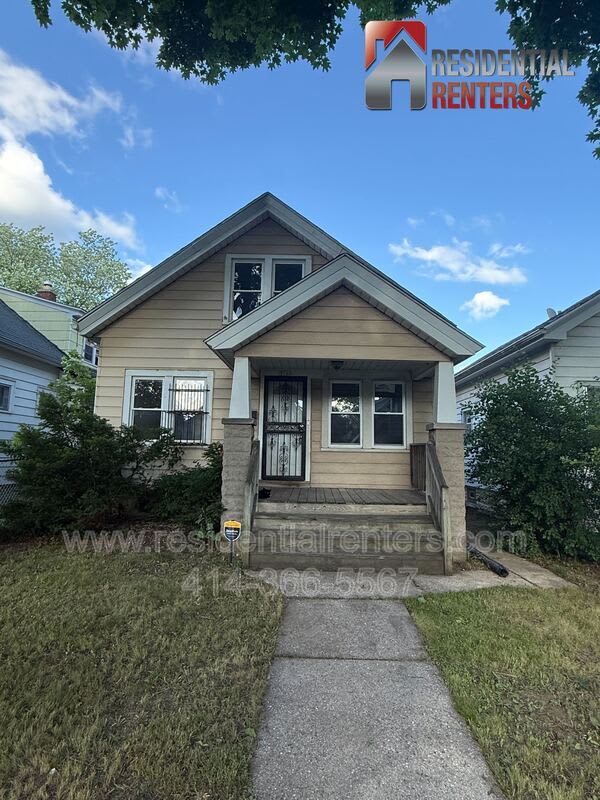 5560 N 40th Street – photo 1