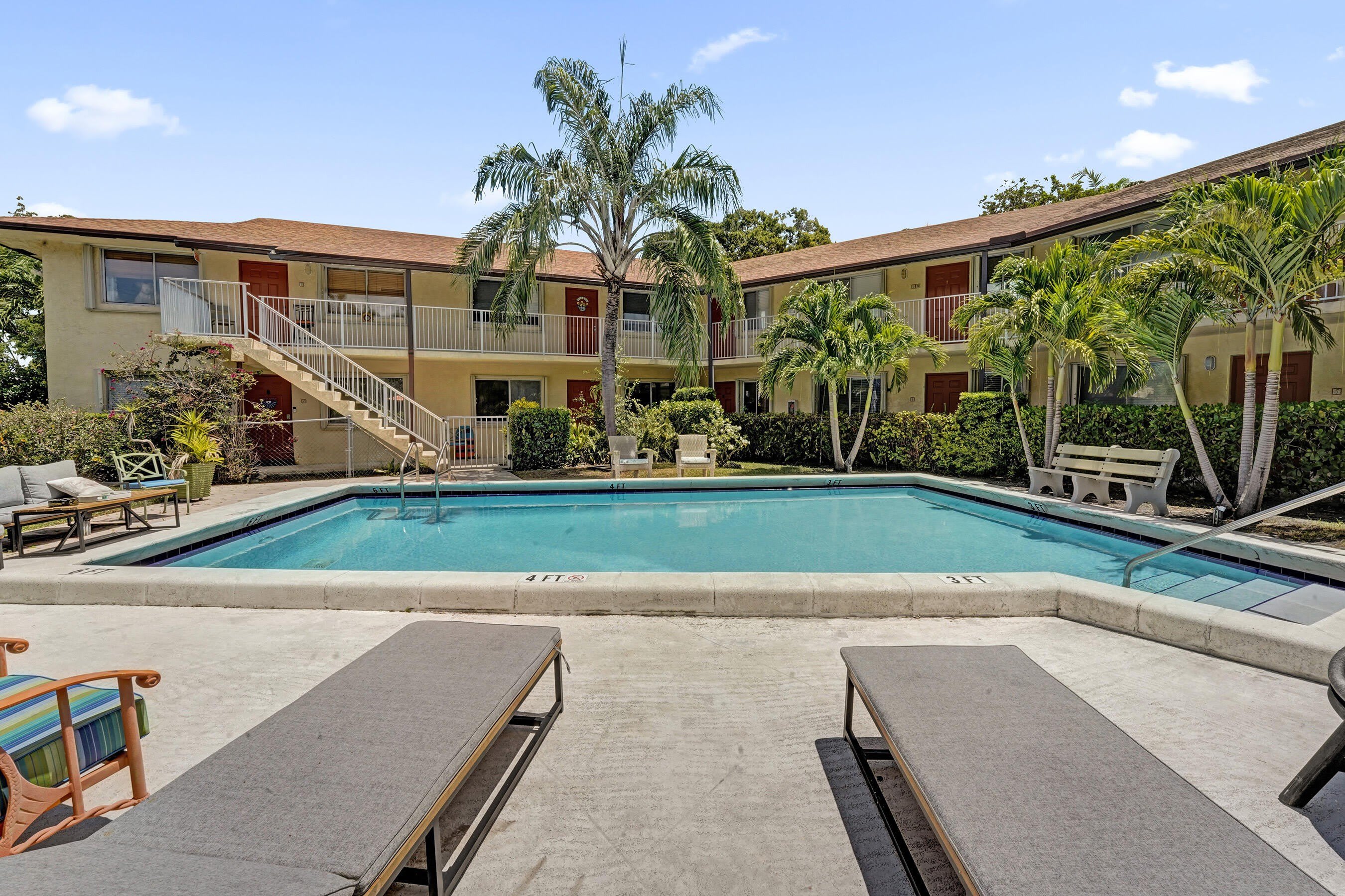 1250 Miami Road – photo 2