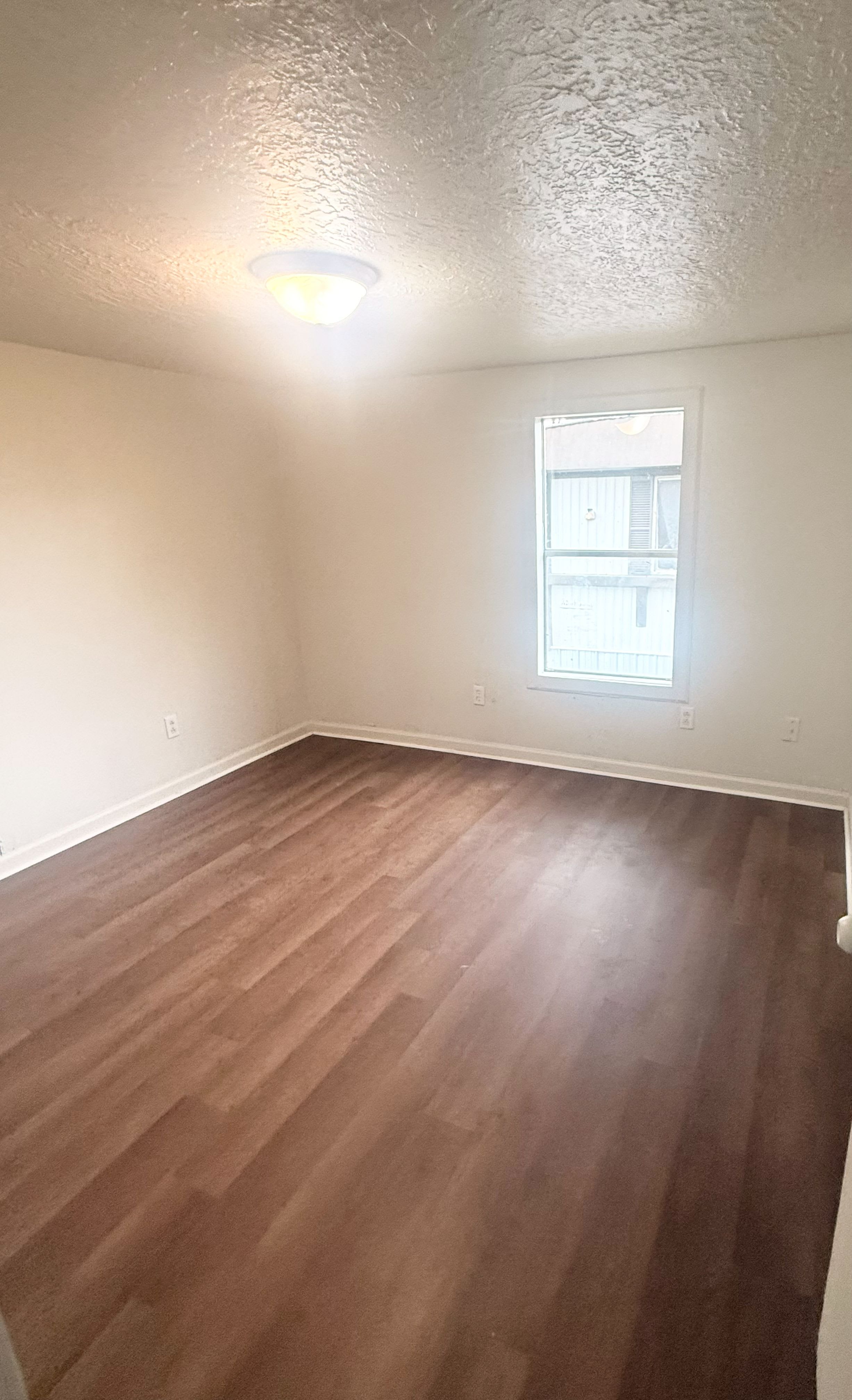 2081 Oakshire Rd – photo 4
