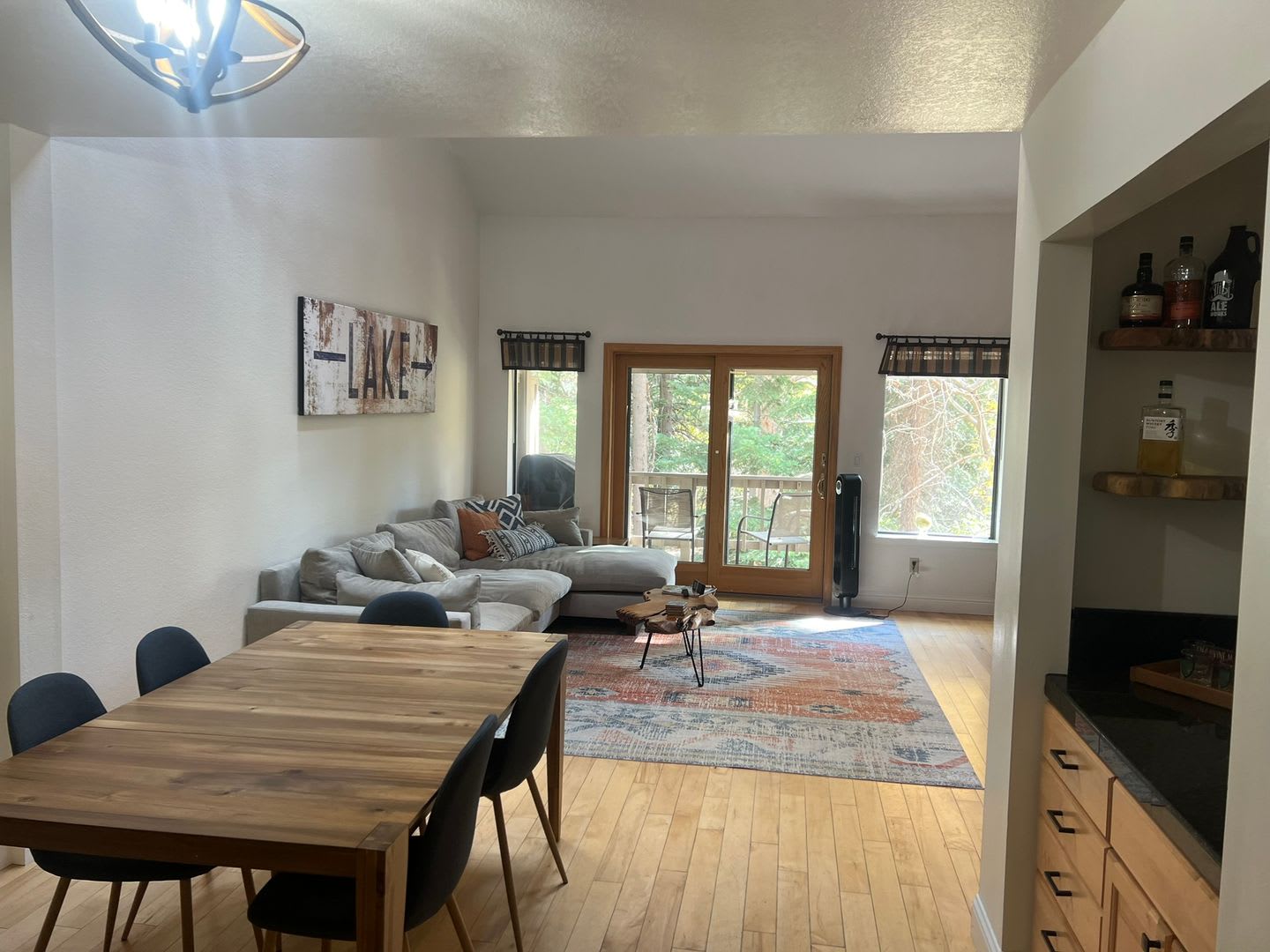 3-Bed 3-Bath Mountain Home – photo 4