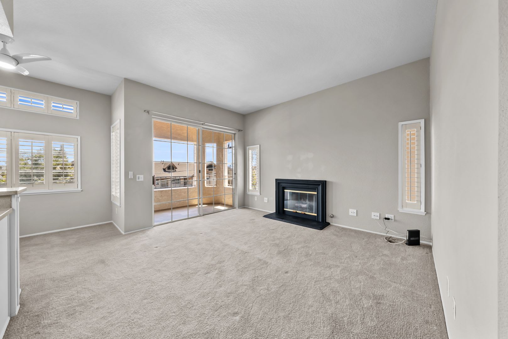 521 Arbor Dr, Unit 203 – photo 2
