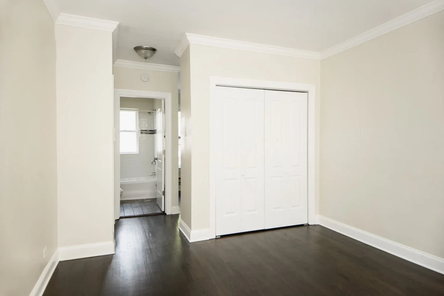 3812 North Greenview Avenue – photo 2
