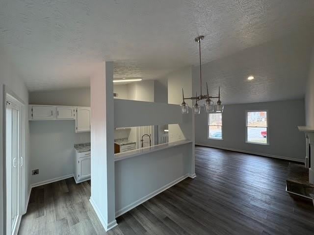 782 Fox Valley Drive – photo 3
