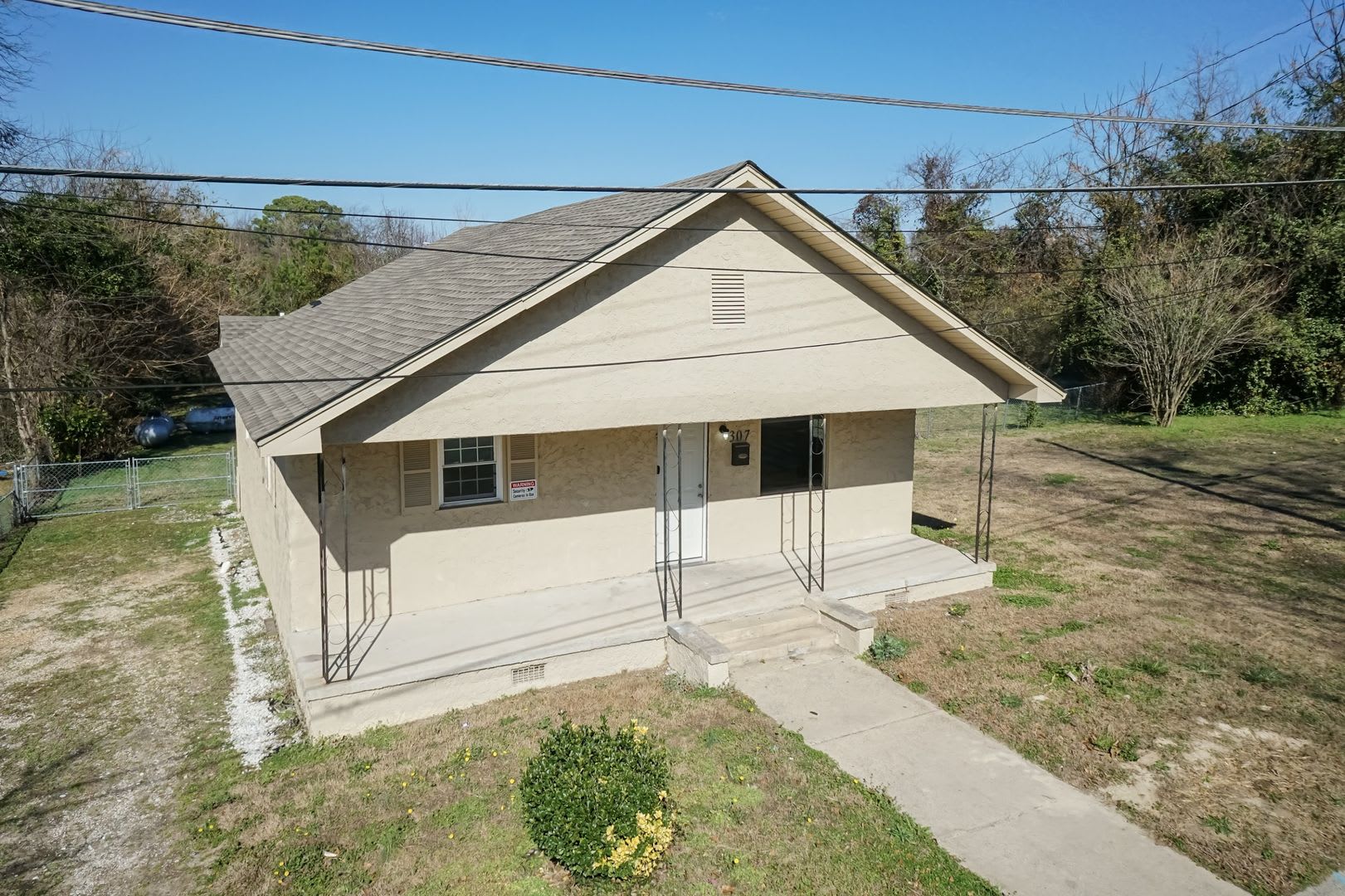 Three Bedroom Home! – photo 2